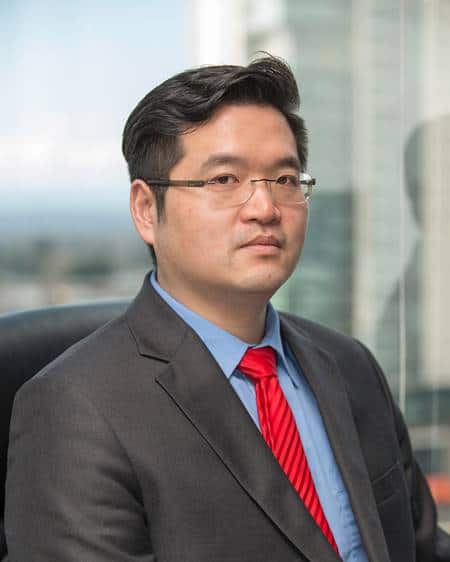 Eric Chow Vancouver Litigation Lawyer