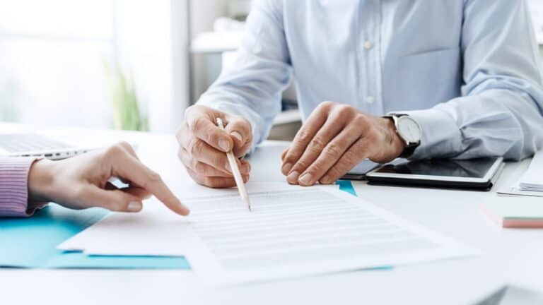 Employment Contracts in Red Deer